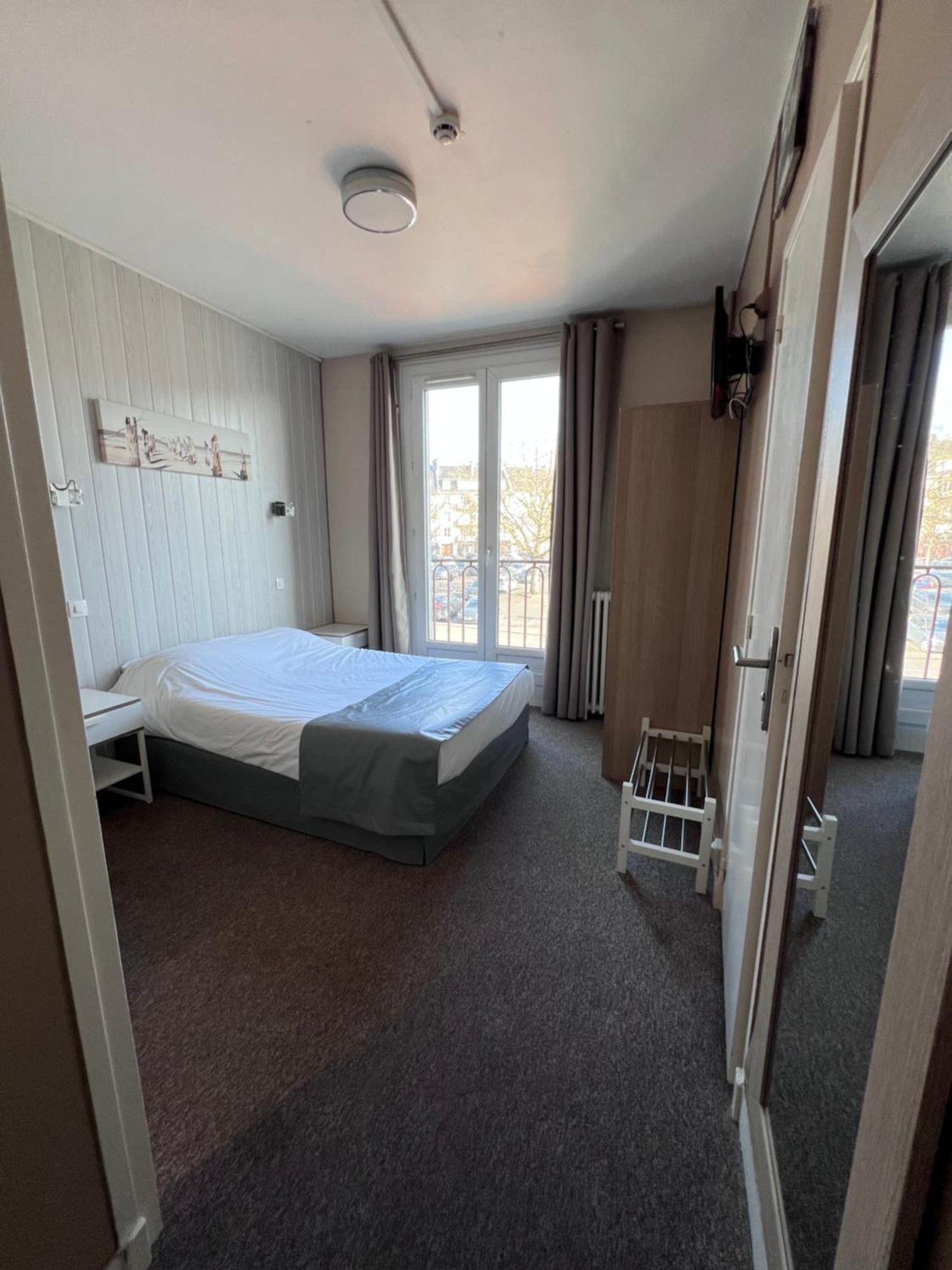 Hotel De L'Univers Caen Eksteriør bilde